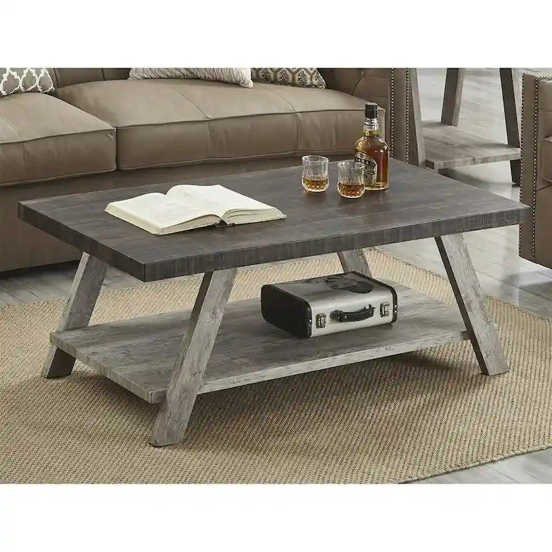 Moderner rechteckiger Couchtisch aus Holz mit unterem Ablageboden für das Wohnzimmer